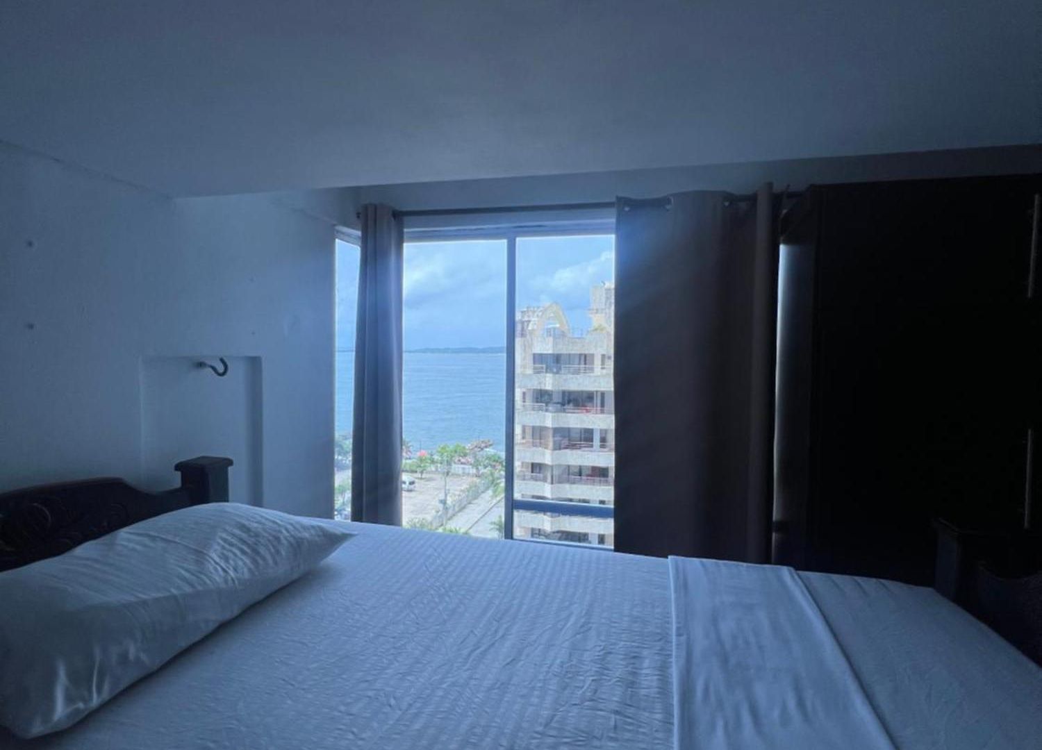Apartamento Edificio Atlantis Y Conquistador *