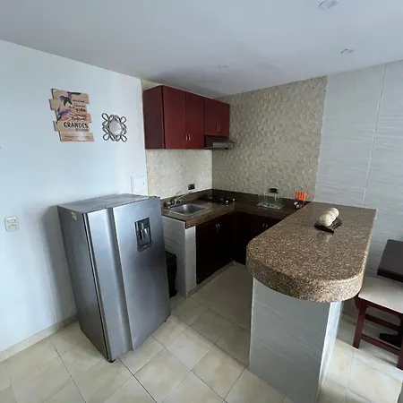 Apartamento Edificio Atlantis Y Conquistador *